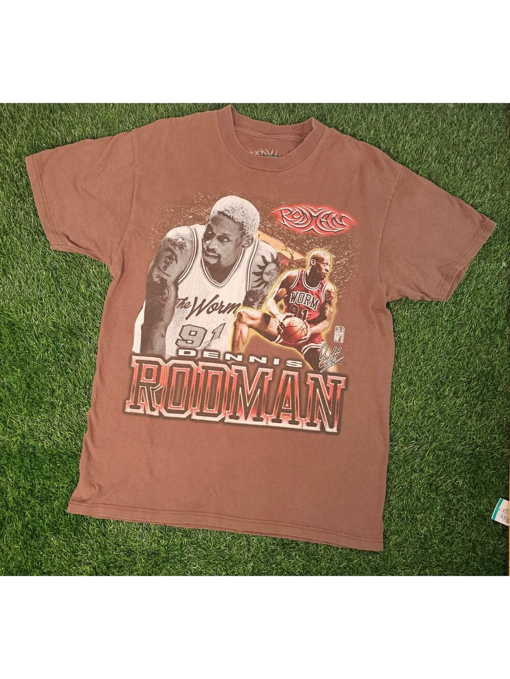 Vintage Dennis Rodman Basketball Graphic T-Shirt Medium Brown